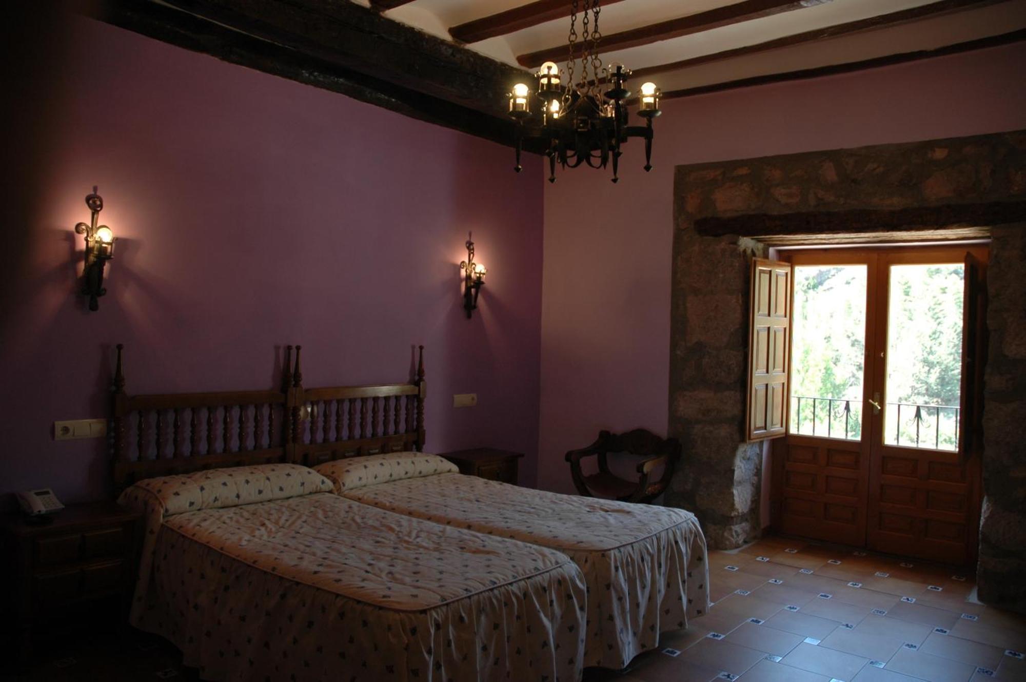 Hotel Arabia Albarracín エクステリア 写真