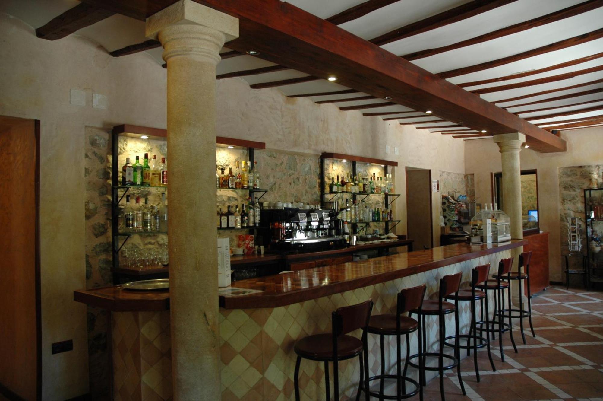 Hotel Arabia Albarracín エクステリア 写真